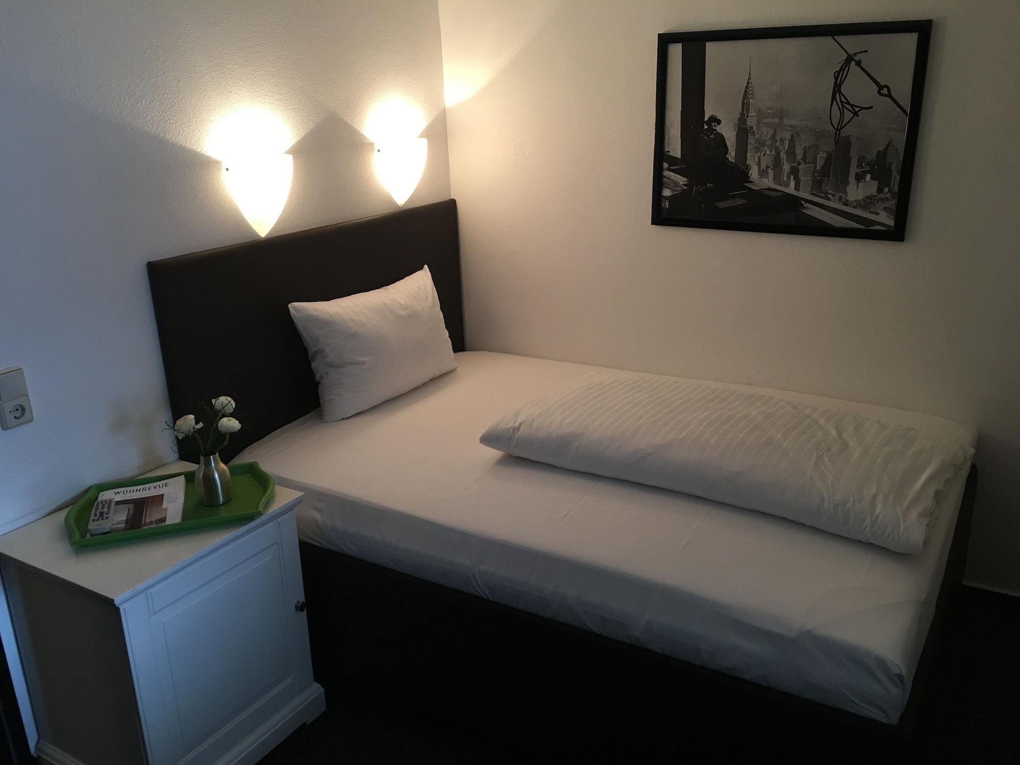 Rugs Hotel Koeln Екстер'єр фото