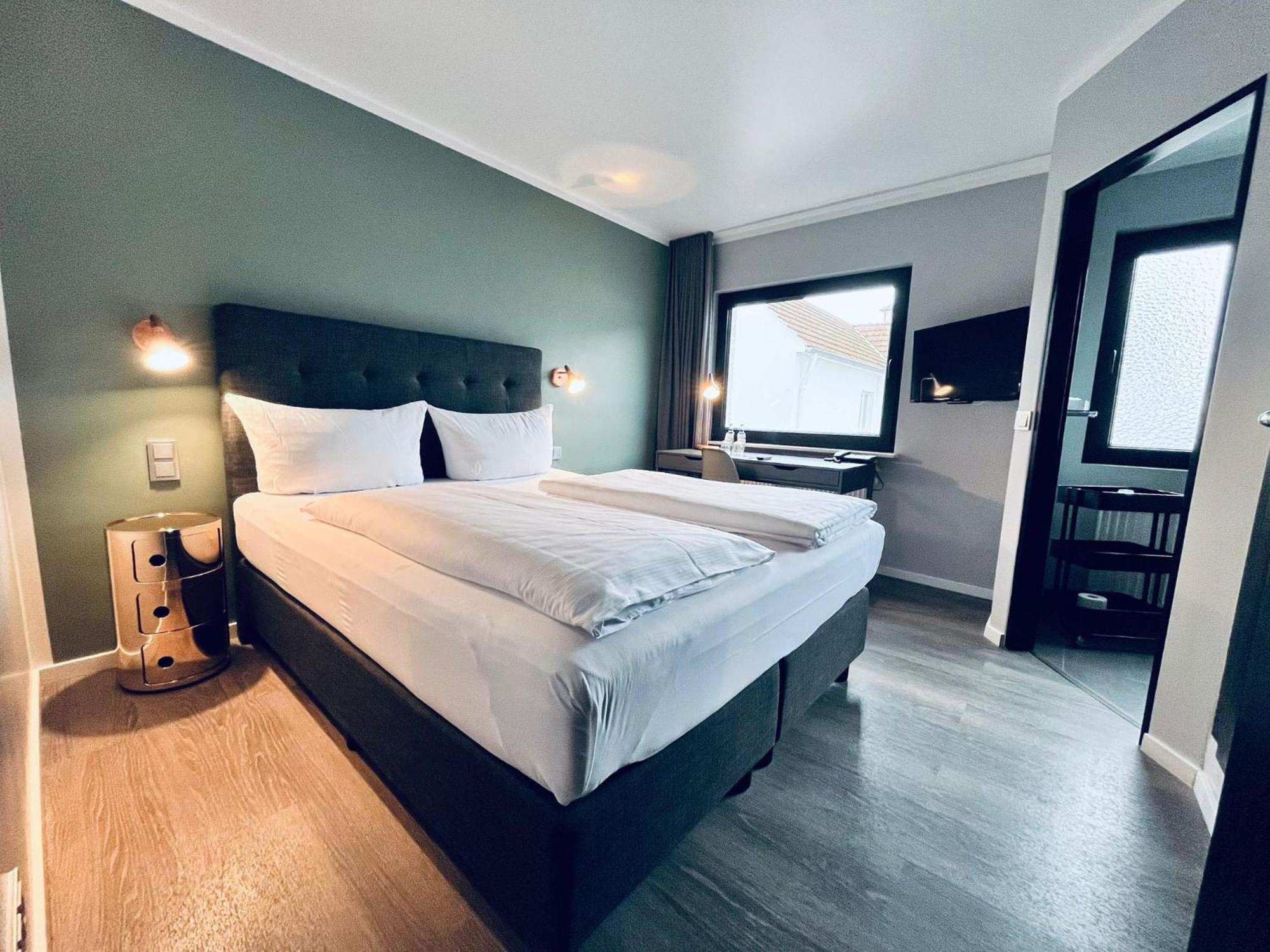 Rugs Hotel Koeln Екстер'єр фото